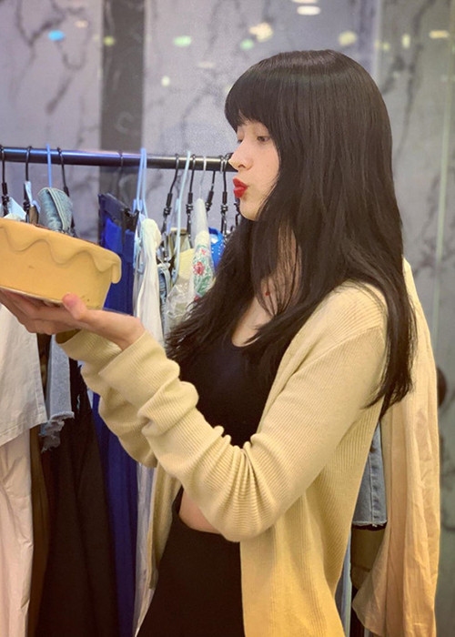 Tình cũ Cường Đô la hiện tại đã sử dụng mạng xã hội trở lại.