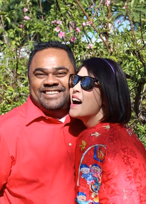 Sau nhiều năm gắn bó, Thu Phương vẫn chưa chịu mặc áo cưới lần 2.