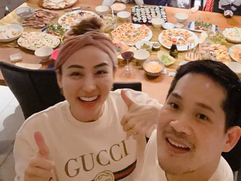 Ngân Khánh chia sẻ thêm, sau khóa học bên Singapore và khóa học diễn xuất ngắn hạn bên Australia, cô sẽ nghiêm túc hoạch định về vấn đề sinh con.