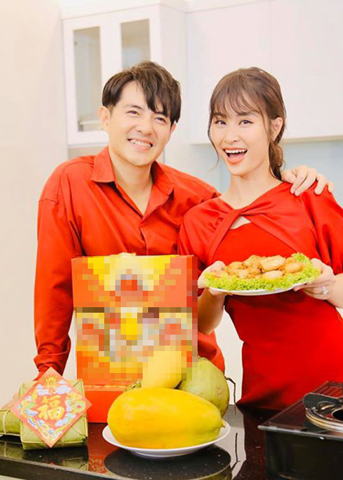 Trước đó, trong đám cưới, vì câu nói của Ông Cao Thắng "con của chúng ta", Đông Nhi vướng nghi vấn mang bầu. Tuy nhiên, phía nữ ca sĩ phủ nhận tin đồn mang thai.