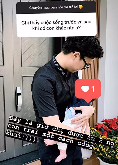 Tú Anh tâm sự vợ chồng cô luôn san sẻ việc chăm con.