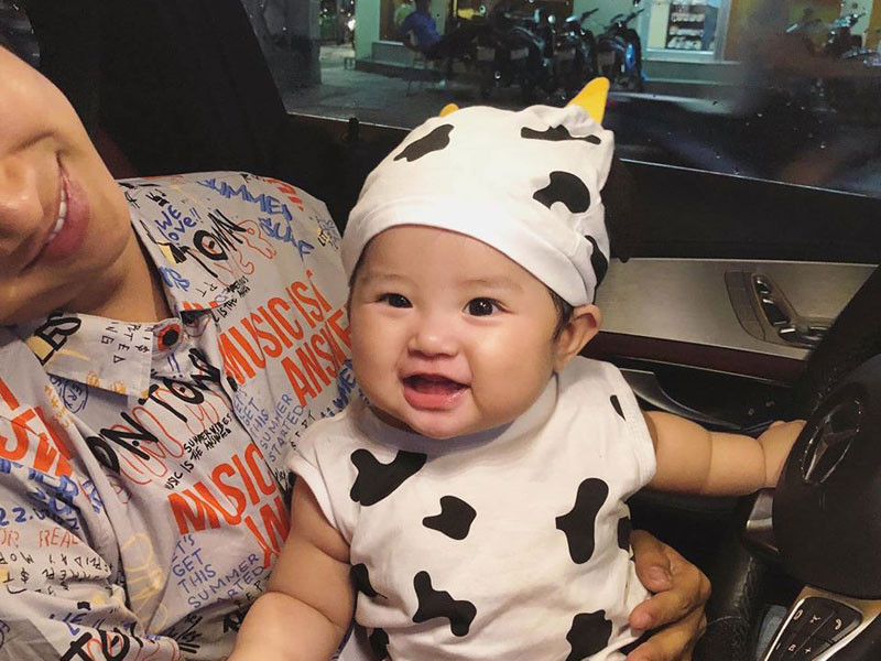 Sau khi trở lại showbiz, Hoài Lâm công khai hình ảnh các con lẫn thông tin lập gia đình cùng Bảo Ngọc.