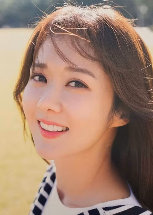 Trên màn ảnh cũng như ngoài đời, Jang Nara luôn trẻ trung, tràn đầy sức sống.