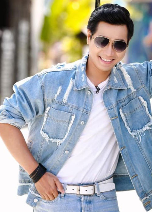 Trong cuộc phỏng vấn trên Dân trí năm 2019, nam MC tuổi Giáp Tý cho biết, vào những ngày lễ Tết, anh thường dẫn người yêu hoặc mẹ đi chung vì muốn chia sẻ những khoảnh khắc đặc biệt này với người mình yêu thương. Đặc biệt, khi đón chào khoảnh khắc chuyển giao năm cũ và năm mới, anh luôn dành một nụ hôn ngọt ngào cho người mình yêu để chúc mừng năm mới.