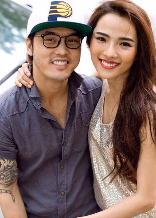 Nguong mo to am ben con chung, con rieng cua Ung Hoang Phuc - Kim Cuong