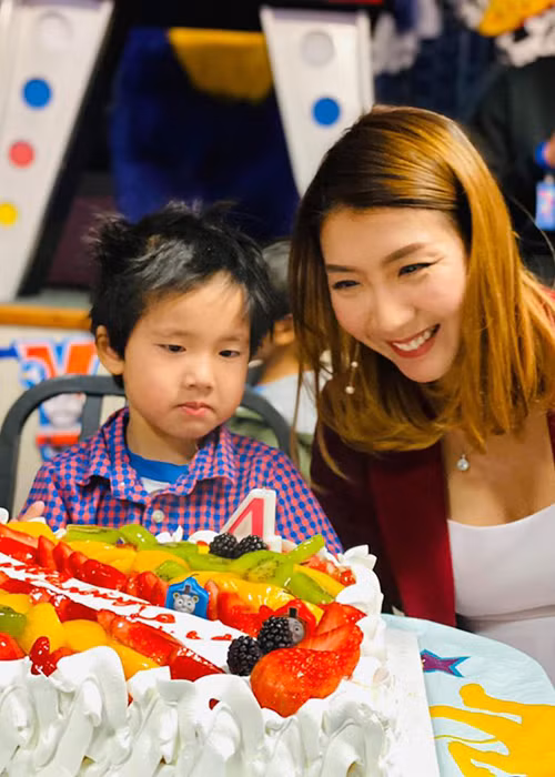 Trong sinh nhật con trai Ngọc Quyên vừa qua, chồng cũ của nữ người mẫu vắng mặt khiến nhiều người thắc mắc.