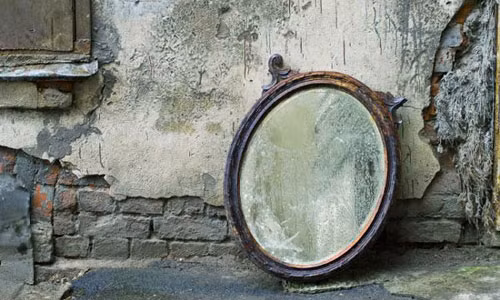 Bi an “chiec guong sat nhan” khien 38 nguoi dot tu vi xuat huyet nao