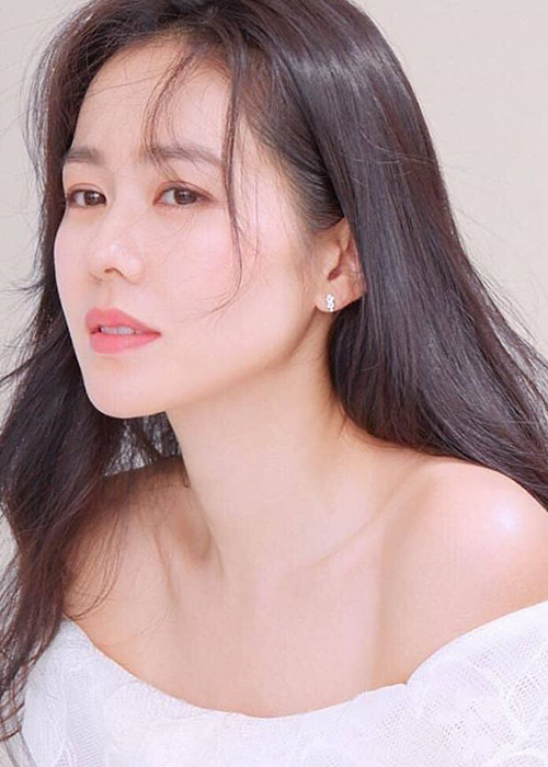 Diễn viên Son Ye Jin ngày càng trẻ ra theo thời gian.