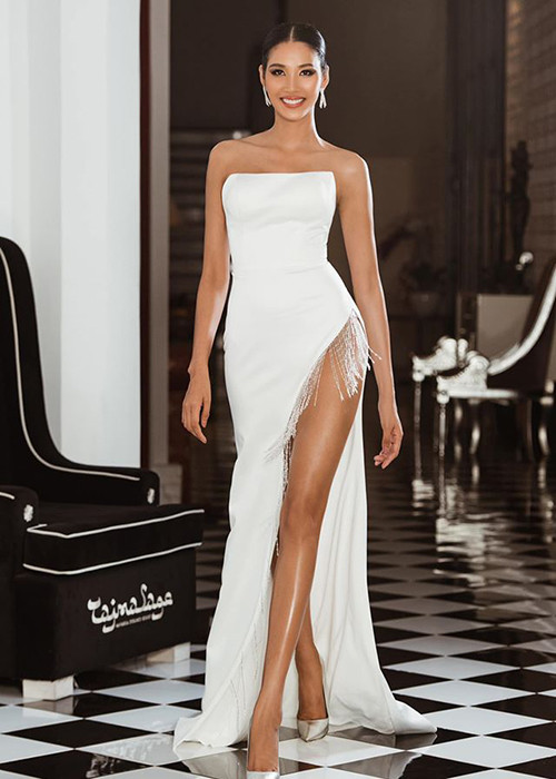 Sau khi trở về từ đấu trường nhan sắc quốc tế, Hoàng Thùy liên tục nhận được nhiều lời khen về gu thời trang ấn tượng, cá tính.