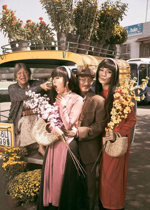 Sao Viet ron rang tung MV Tet 2020: Dam Vinh Hung choi lon, co thang?-Hinh-3