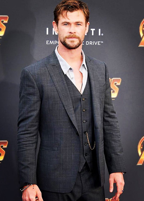 Lợi thế ngoại hình giúp Chris Hemsworth nhanh chóng nổi tiếng trong lĩnh vực phim ảnh.