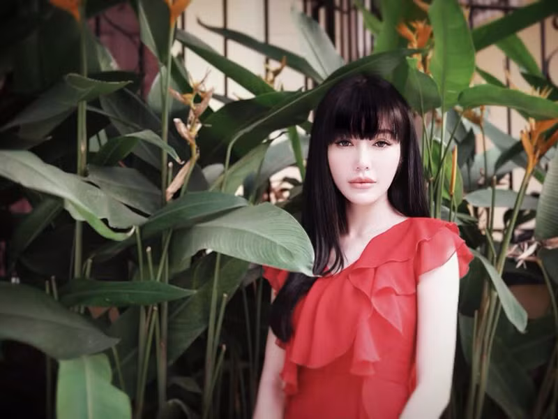 Từ những chia sẻ của Elly Trần, không ít người nghi ngờ chuyện tình cảm của cô gặp trục trặc.