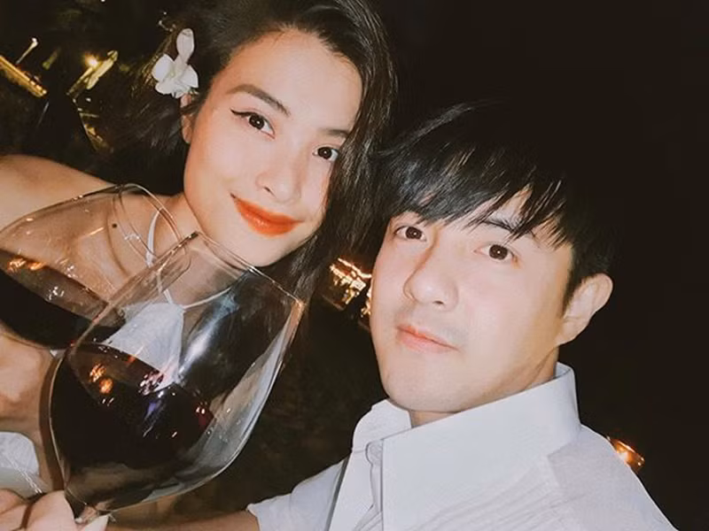 Đông Nhi gửi lời chúc mừng sinh nhật đến ông xã: "Chúc người đàn ông đã hết độc thân sinh nhật tuổi 34 luôn hạnh phúc bên cạnh vợ yêu như trước giờ nhé".