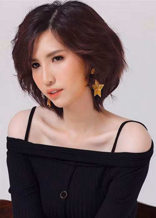 Sau quá trình gần như là “đập đi làm lại”, Hồng Xuân trở nên xinh đẹp hơn rất nhiều.