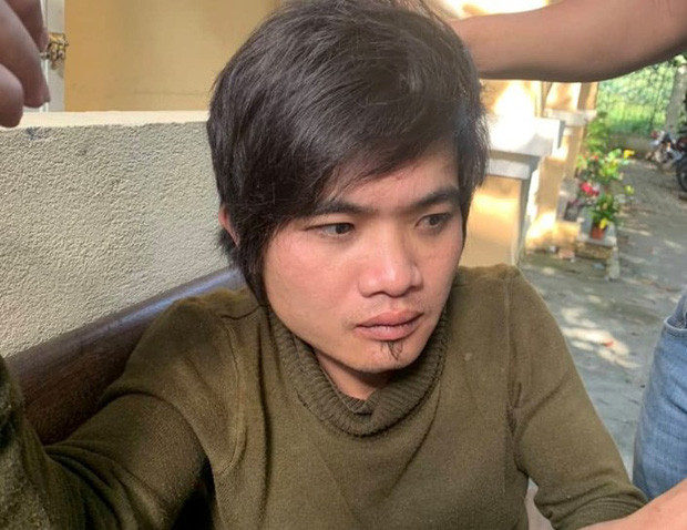 Thanh nien nghien ma tuy dam cha, danh dap con ruot bi vay bat-Hinh-2