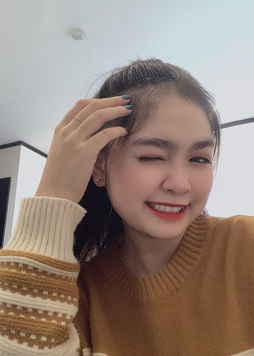 Không còn nhận ra cô nhóc mũm mĩm khi tham gia cuộc thi Giọng hát Việt nhí cách đây 6 năm.