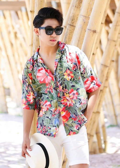 Nam VJ khiến Bảo Trân, Nam Em gây hấn có gương mặt đẹp trai, vóc dáng cao ráo.