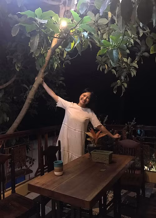 Ở tuổi 57, Lê Khanh có sự nghiệp lẫn tổ ấm viên mãn.