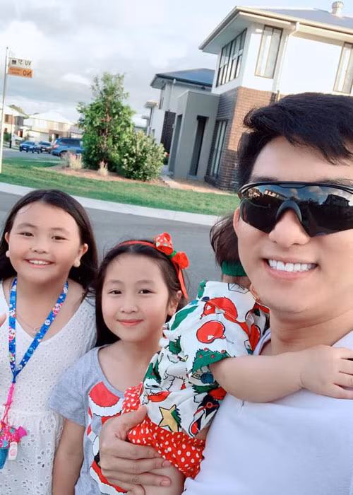 Được biết, ở cuộc hôn nhân đầu tiên, Bảo Duy có 2 cô con gái. Khi còn gắn bó với Phi Thanh Vân, anh có một cậu con trai chung với nữ diễn viên.