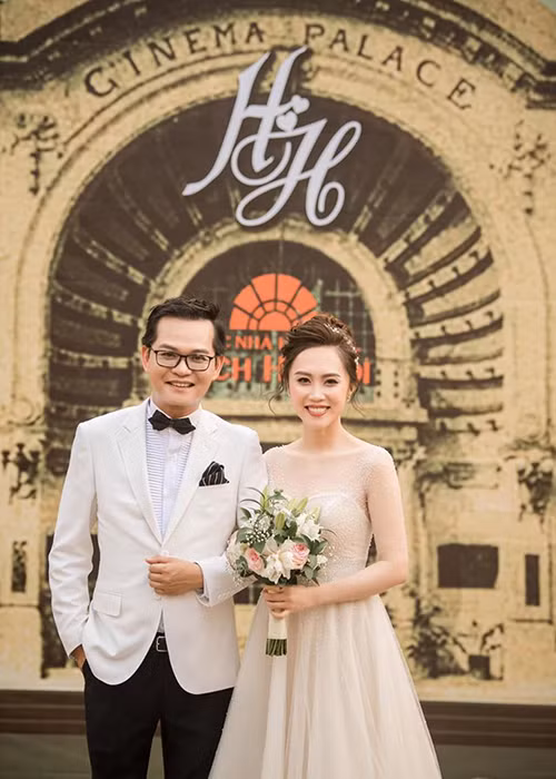 Trung Hiếu và bà xã không chia sẻ bất kì hình ảnh nào bên nhau sau đám cưới vào tháng 1/2019.