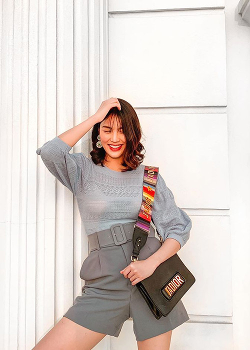 Sau hơn 1 tháng sinh con, Lan Khuê nhanh chóng lấy lại vóc dáng khiến nhiều người bất ngờ.