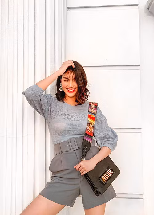 Sau hơn 1 tháng sinh con, Lan Khuê nhanh chóng lấy lại vóc dáng khiến nhiều người bất ngờ.