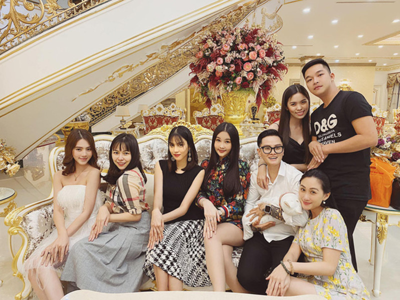 Lan Khuê hiện có tổ ấm hạnh phúc và cuộc sống sang chảnh sau khi lấy chồng đại gia.