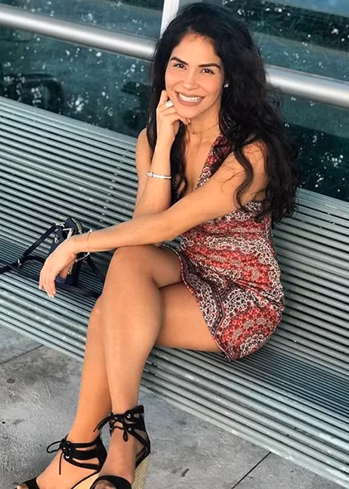 Người đẹp đến từ Colombia sở hữu body săn chắc, quyến rũ.