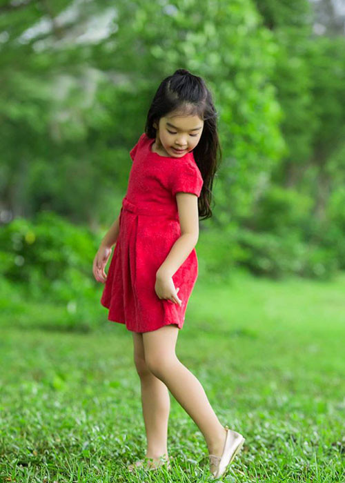 Xuân Lan thừa nhận bé Thỏ thiệt thòi khi thiếu vắng tình thương và sự chăm bẵm của bố ngay từ lúc lọt lòng đến nay.