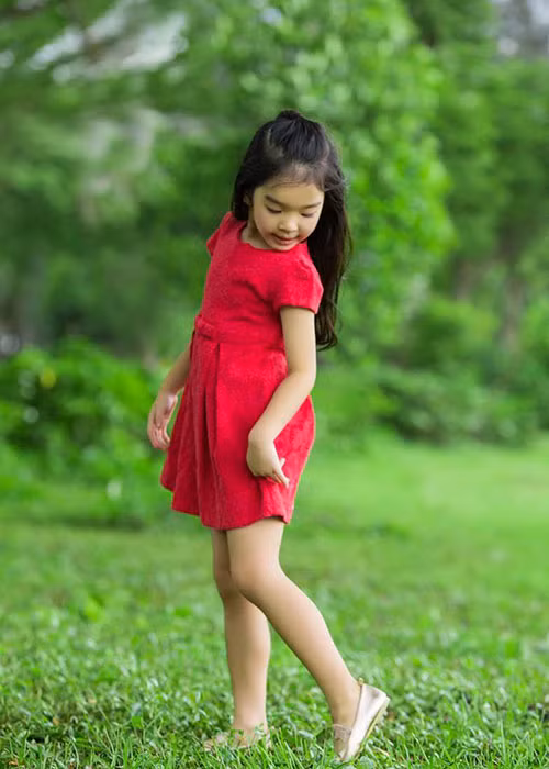 Xuân Lan thừa nhận bé Thỏ thiệt thòi khi thiếu vắng tình thương và sự chăm bẵm của bố ngay từ lúc lọt lòng đến nay.