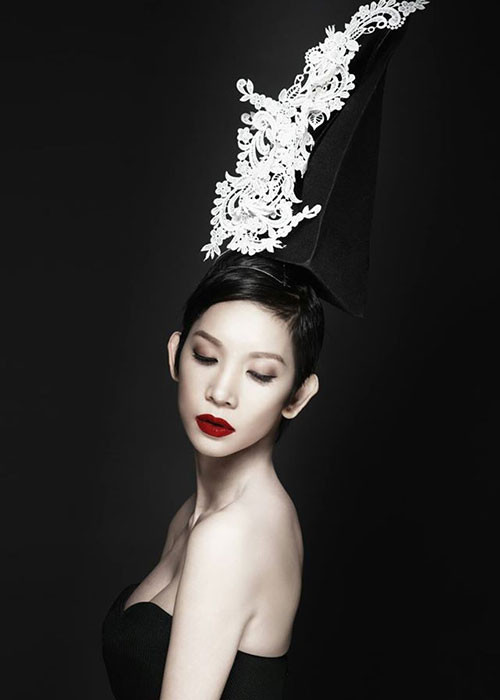 Xuân Lan kể tình cũ còn thêu dệt một câu chuyện khác để mọi người xung quanh tin rằng bé Thỏ không phải là con của anh.