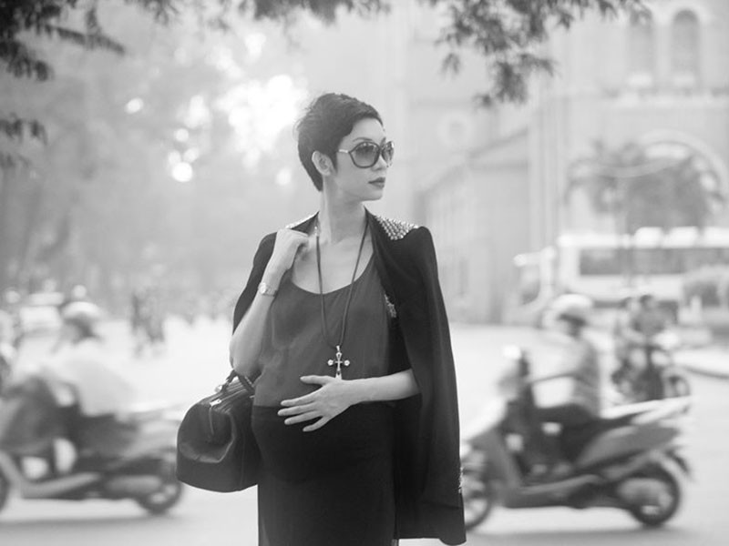 Sau khi ly hôn đạo diễn Nguyễn Thành Nam, Xuân Lan mang bầu khiến nhiều người tò mò về danh tính bố của đứa bé.