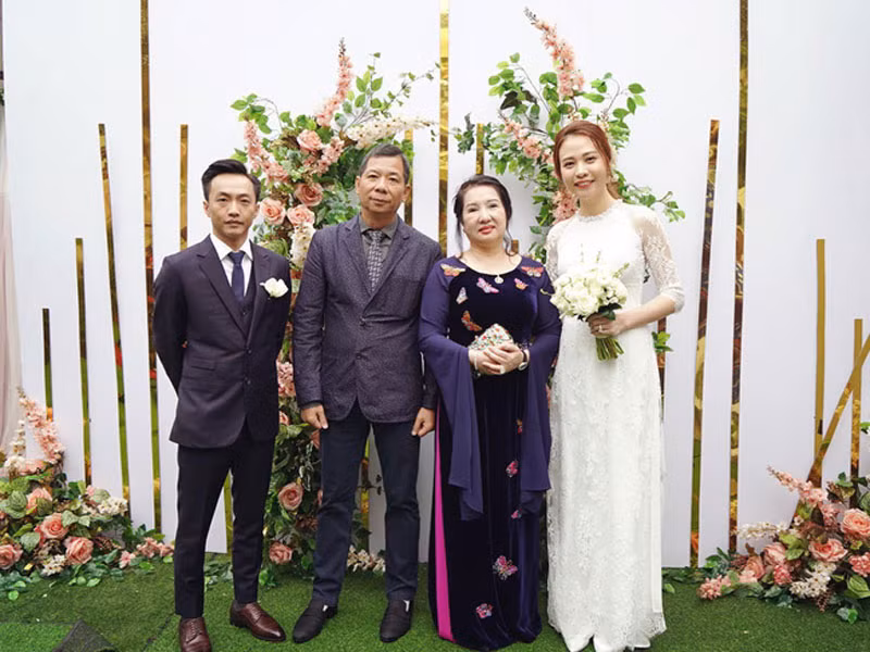 Tết năm nay cũng là Tết đầu tiên làm dâu của Đàm Thu Trang.