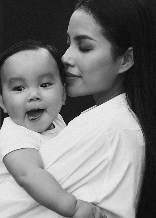 Cậu nhóc được fan khen ngợi có "nghìn" biểu cảm dễ thương.