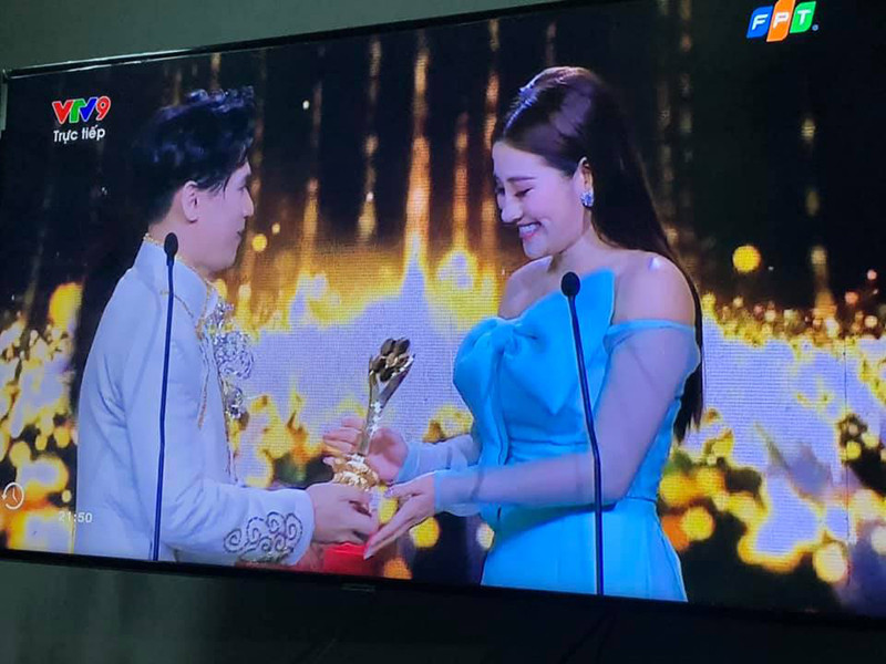 Với ca khúc "Thương con chốt sang sông" (Phạm Hồng Biển), Tố My được trao giải "Ca sĩ hát nhạc âm hưởng dân ca được yêu thích nhất".