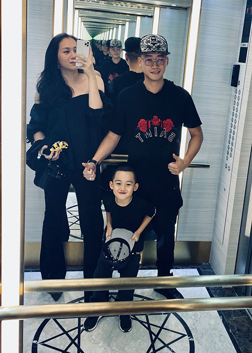 Hiện tại, Ngọc Thạch là một trong những gà cưng một thời của Khắc Tiệp có tổ ấm viên mãn.