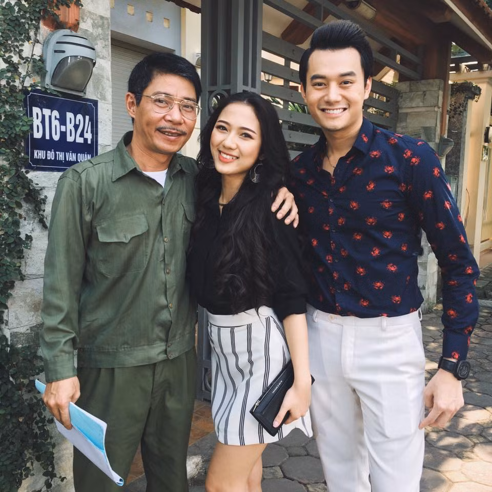 Day la nang dau thu 2 bat tri trong “Song chung voi me chong“-Hinh-4