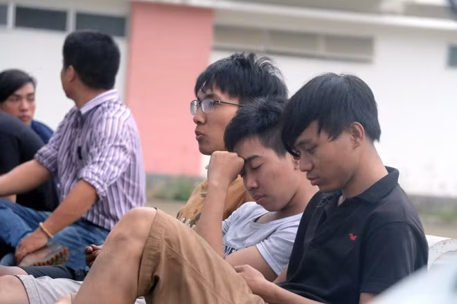 Chay tang tret ky tuc xa, nhieu sinh vien bi thuong-Hinh-2