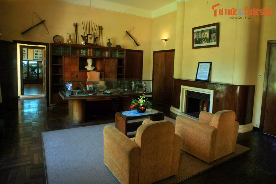 Ngày nay tòa dinh thự đặc biệt này vẫn còn lưu giữ được nhiều hiện vật gắn với cuộc sống của vua Bảo Đại cùng Nam Phương hoàng hậu và các hoàng tử, công chúa ở Đà Lạt.