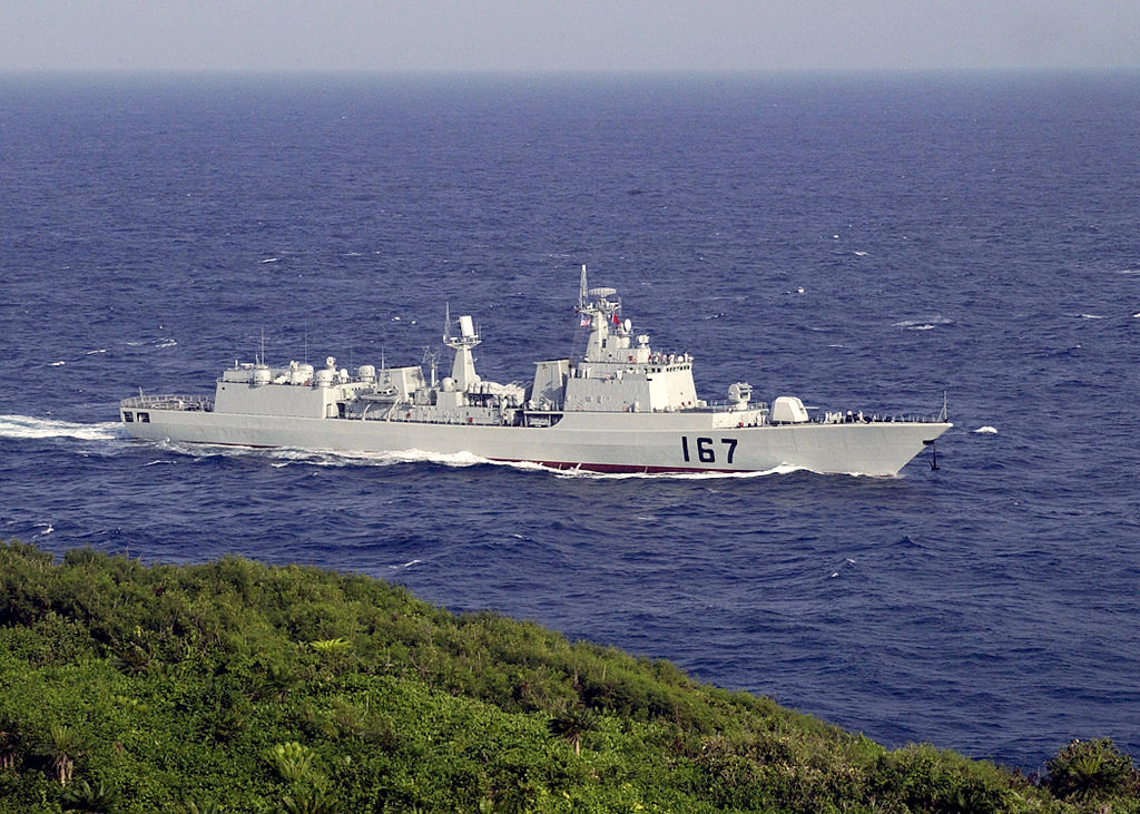 Tai sao Trung Quoc chi dong duy nhat mot khu truc ham Type 051B?