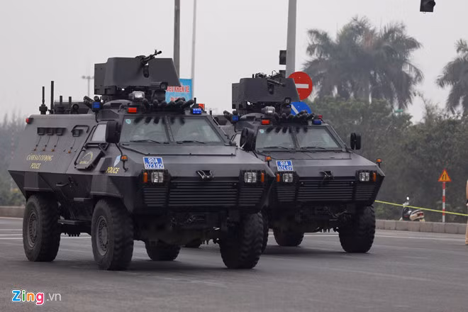 Xe thiết giáp S5 của lực lượng Cảnh sát Cơ động bảo đảm an ninh cho đoàn xe hộ tống Chủ tịch Triều Tiên Kim Jong-un từ Ga Đồng Đăng di chuyển về Hà Nội cũng như trong suốt thời gian diễn ra thượng đỉnh Mỹ - Triều. Nguồn ảnh: Zing News.