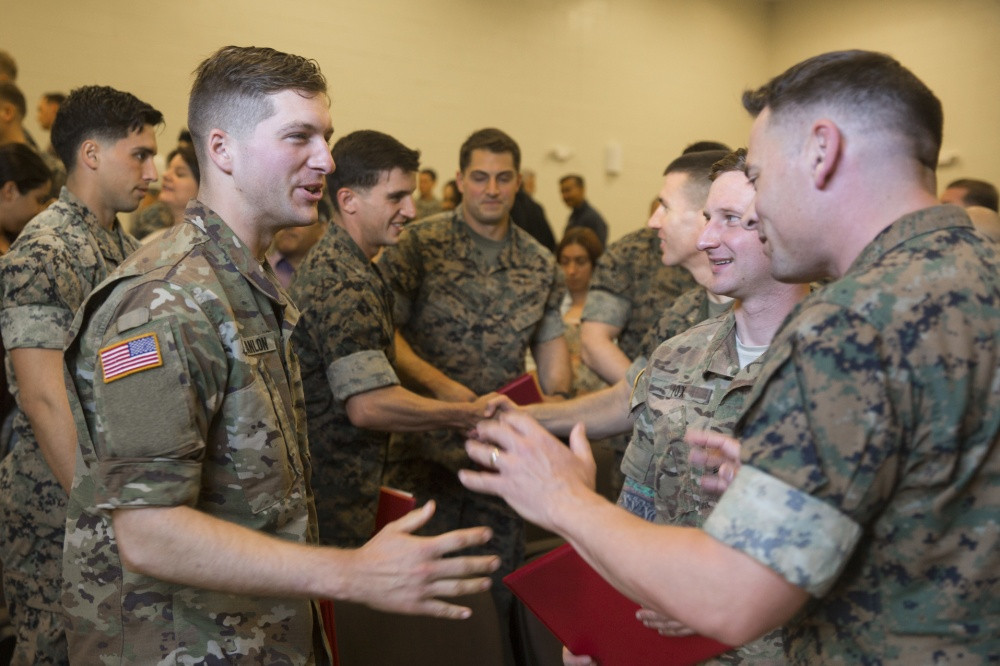 Trong trường hợp có tổng động viên bất ngờ hoặc luật nghĩa vụ quân sự được đưa vào sử dụng, quân đội Mỹ sẽ căn cứ theo dữ liệu của SSS để gửi giấy gọi nhập ngũ với những công dân nam trong độ tuổi thực hiện luật nghĩa vụ quân sự. Nguồn ảnh: BI.