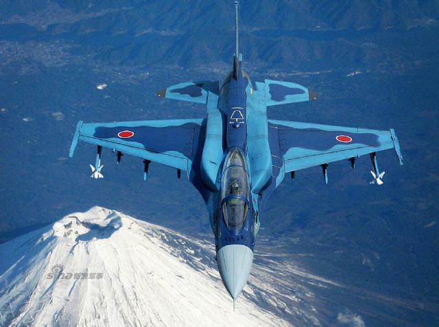 Trên thế giới hiện cũng chỉ có duy nhất lực lượng Phòng vệ Nhật Bản sử dụng loại tiêm kích này. Hiện tại, các tiêm kích F-35 của Mỹ đã có mặt trong biên chế của Nhật và dự kiến sẽ sớm thay thế cho các tiêm kích F-2 này trong tương lai. Nguồn ảnh: Pinterest.