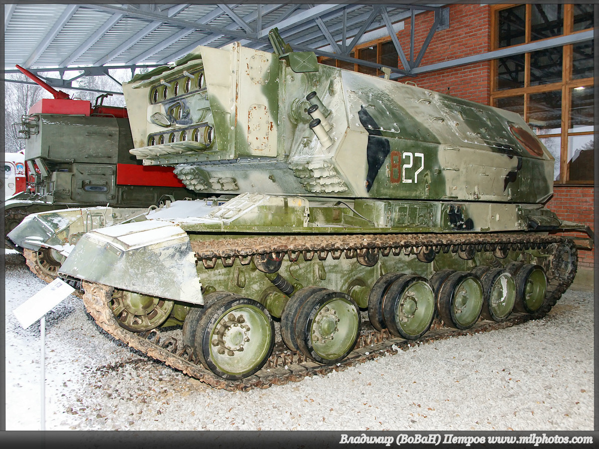 Mặc dù Liên Xô có ý định giữ thiết kế và sự tồn tại của 1K17 Szhatie trong bí mật tuyệt đối, tuy nhiên các cơ quan tình báo của Mỹ và phương Tây vẫn tiếp cận được bản vẽ thiết kế và tính năng hoạt động của loại phương tiện kỳ dị này và đặt cho nó cái tên biệt danh là Stiletto. Nguồn ảnh: G'nPanzer.