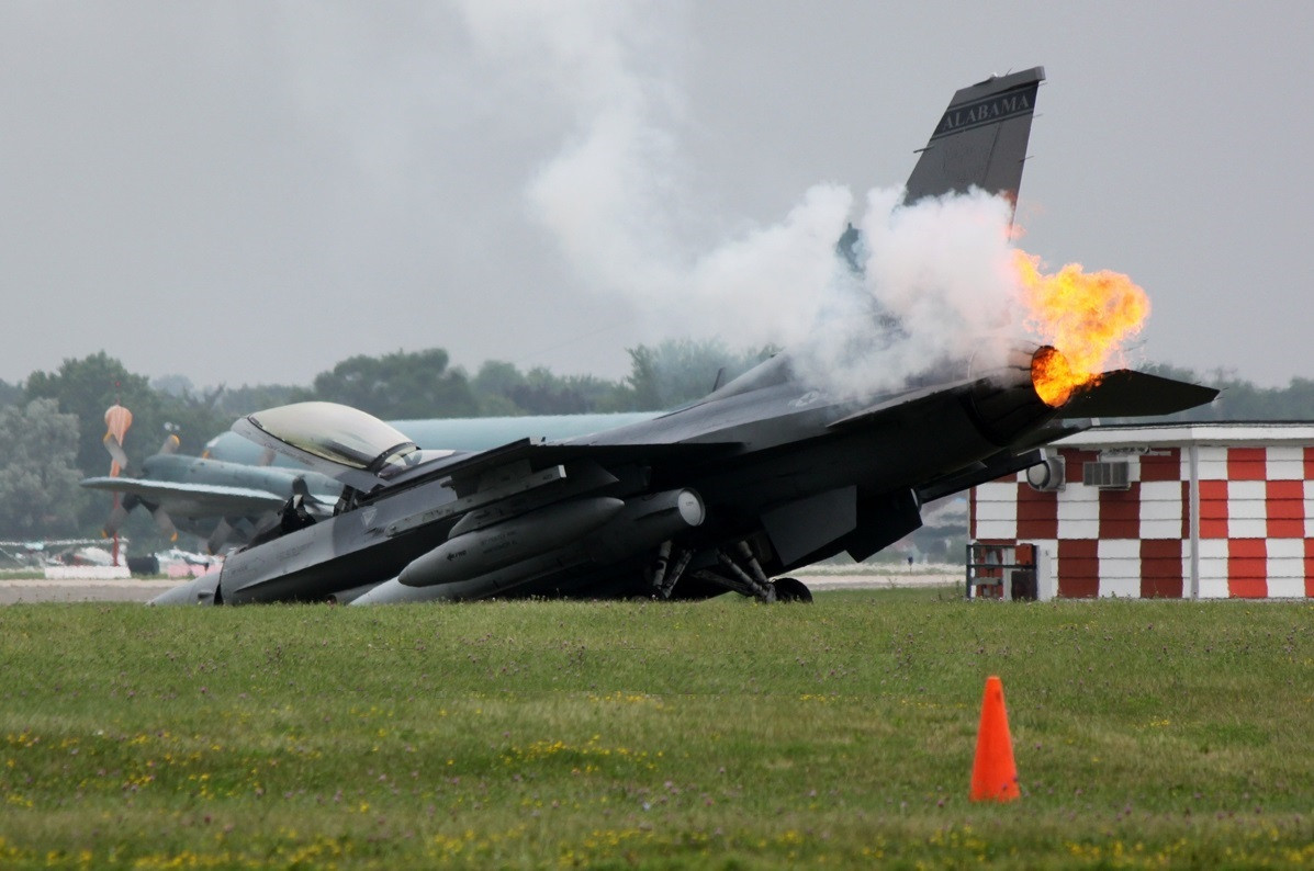 An Do tuyen bo ban ha tiem kich F-16, Pakistan phu nhan