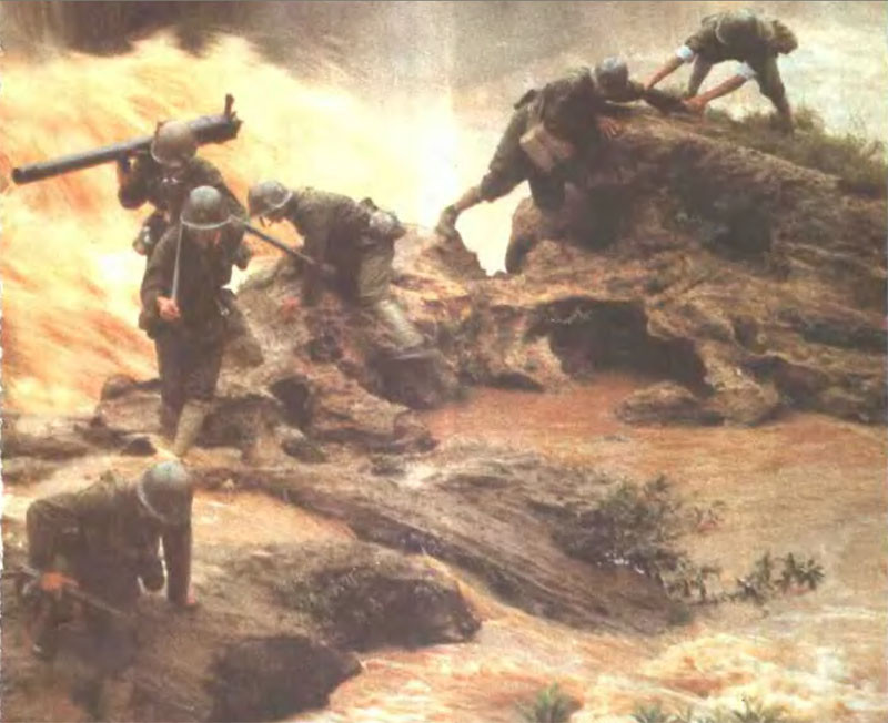 Địa hình hiểm trở trong cuộc chiến tranh Biên giới với Việt Nam khiến binh lính Trung Quốc rất vất vả để vận chuyển được khẩu cối không giật này vào vị trí chiến đấu. Nguồn ảnh: Lishixilu.