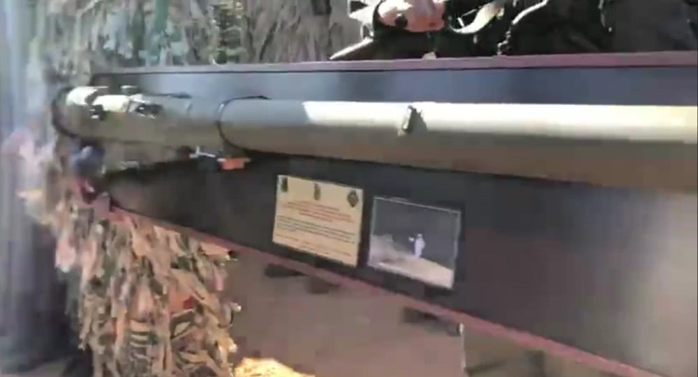 Toàn bộ những bức ảnh và đoạn video clip này đều được Maduro đăng tải lên tài khoản Twitter của mình. Nguồn ảnh: QQ.