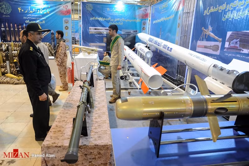 Bên cạnh đó cũng có các loại đạn chống tăng loại Toophan 2. Về cơ bản thì Toophan 2 là loại tên lửa chống tăng khá giống với TOW của Mỹ nhưng do Iran thiết kế. Nguồn ảnh: Fotorep.