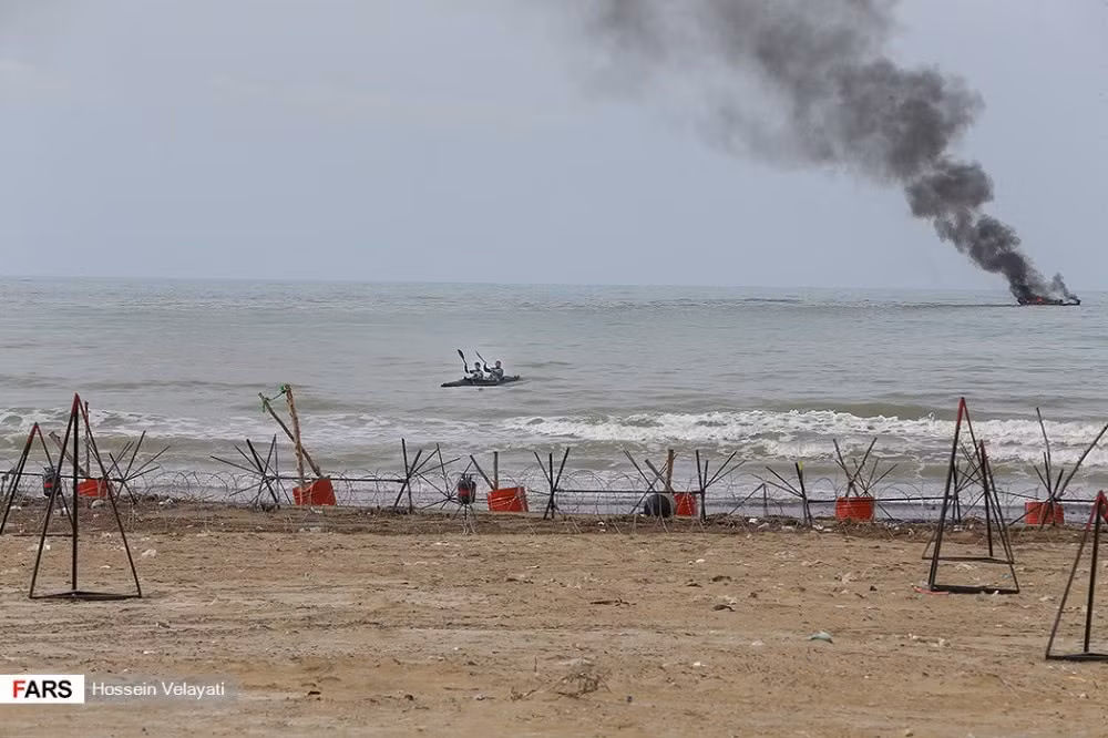 Trong khuôn khổ của cuộc diễn tập này, Lục quân và Hải quân Iran sẽ thực hiện các bài tập đổ bộ và chống độ bộ theo đường biển cũng như đường không. Nguồn ảnh: Sina.