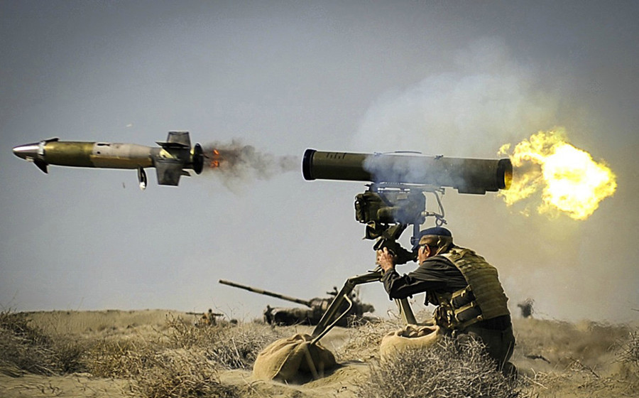 Loại tên lửa sử dụng nhiên liệu rắn này có khả năng tiêu diệt mục tiêu ở khoảng cách tối đa lên tới 1.000 mét. Tuy nhiên nó cũng cần khoảng cách tối thiểu 100 mét mới có thể tạo đủ động năng tiêu diệt mục tiêu. Nguồn ảnh: Military-today.